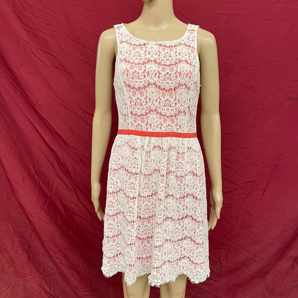 Elle Dresses & Skirts - ELLE™ Rose of Sharon Lace Fit & Flare Dress size 4